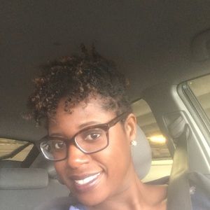 Meet your Posher, Alana